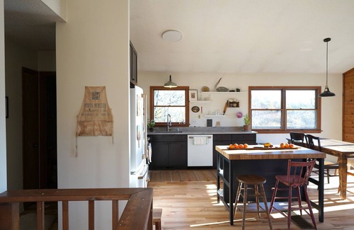 Leicester Casa | Eclectic Mountain Home with Gorgeous Valley View on 7 Acres
