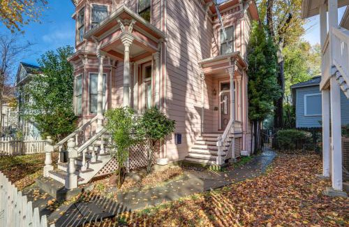 Alkali Flat Casa | Eclectic Sacramento Home about Half Mi to Downtown!