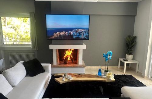 Khalandrion Apartamento | Eclipse Marousi Ring