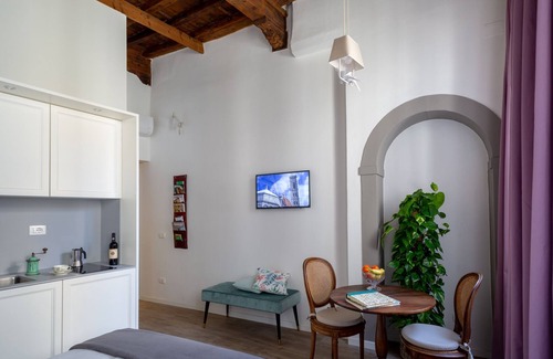 San Lorenzo Apartamento | Eco-friendly deluxe suite San Lorenzo 2 minutesfrom Santa Maria Novella station