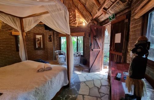 Riberas del Pilar Cabina | Eco Hotel Tahawi