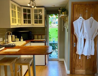 Fortis Green Apartamento | Eco lodge in tranquil setting close to Central London