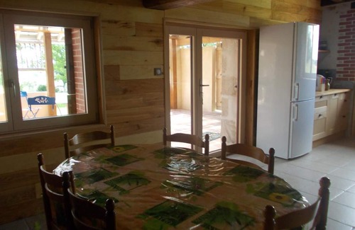 Blomard Cabaña | Casa rural eco restaurada con jardín, juegos para niños y estacionamiento cerca de Néris les Bains