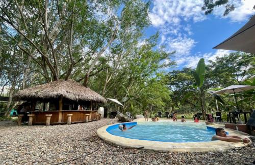 Utica Otro | EcoCamping CONTACTO EXTREMO