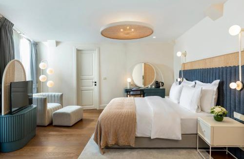 Galata Hotel | Ecole St. Pierre Hotel