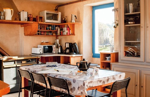 Aiguelèze Otro | Ecolodge for 15 to 25 pax with swimming pool, Jacuzzi, sauna, games room