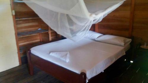 Nuqui Cabina | Ecolodge Mar y Rio