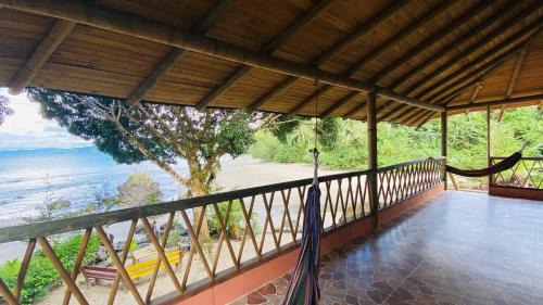 Nuqui Cabina | Ecolodge Mar y Rio