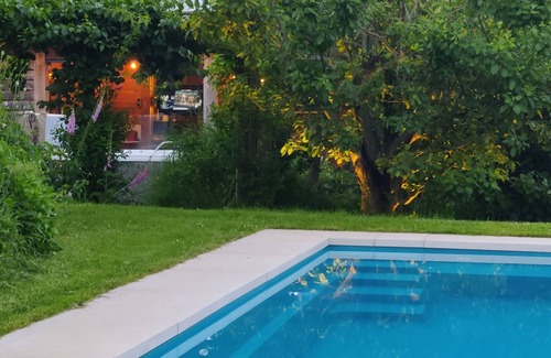 Tilburg Apartamento | Ecolodge Tilburg- Swimmingpool-jacuzzi-ensuite privat sauna- beautifull garden-