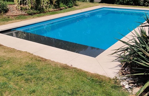 Tilburg Apartamento | Ecolodge Tilburg- Swimmingpool-jacuzzi-ensuite privat sauna- beautifull garden-