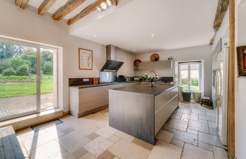 Villeneuve-sur-Yonne Casa | Ecological 4* gites for groups