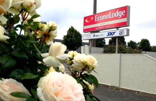 Spreydon Hotel | Econo Lodge Canterbury Court Motel