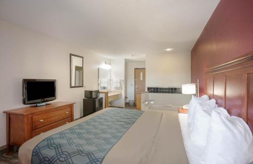Southwest Area Cabina | Econo Lodge Cedar Rapids South