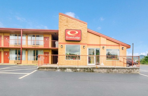 Marion Cabina | Econo Lodge Marion I-81