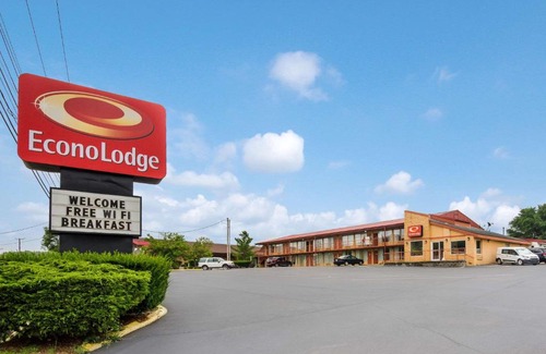 Marion Cabina | Econo Lodge Marion I-81