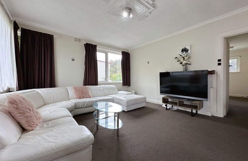 South Hobart Casa | Econo Lodge near Hobart City and Salamanca Market