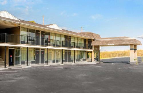 Rolla Cabina | Econo Lodge near Missouri University of Science and Technology