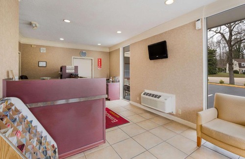 Williamsburg Cabina | Econo Lodge Williamsburg Edge District