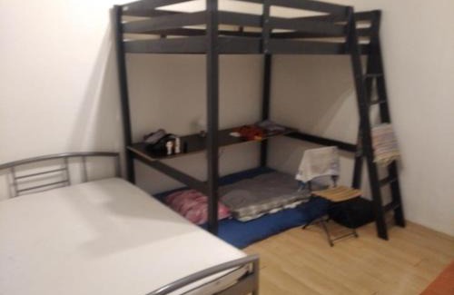 Kosire Apartamento | Economy flat 18 minutes from Vaclavske namesti