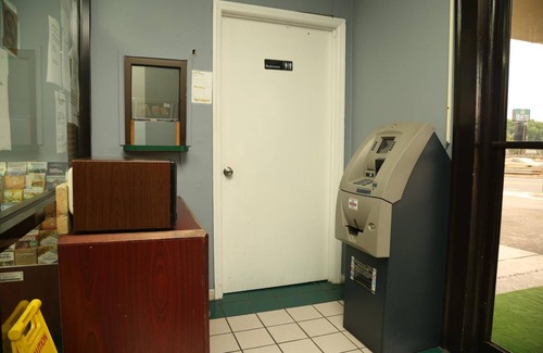 Hidden Valley Hotel | Economy Inn