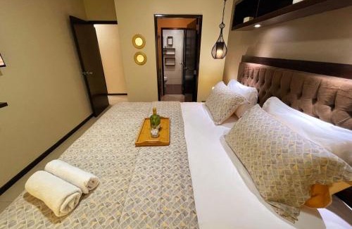 Simon Bolivar Apartamento | Ecuabook OmniHospital Torre Sol 702