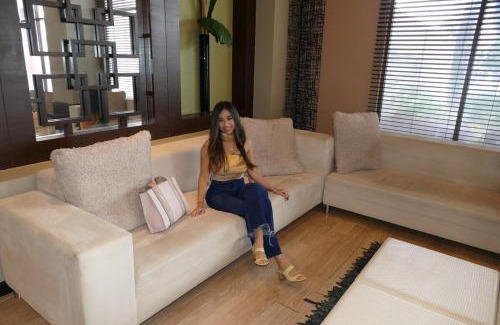 Simon Bolivar Apartamento | Ecuabook OmniHospital Torre Sol 702