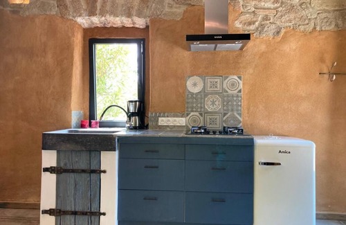 Les Assions Casa | Ecurie Restaurée , Accessible PMR
