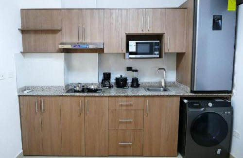 Guayaquil Apartamento | Ecusuites Penthouse Vía Costa Ceibos Puerto Azul