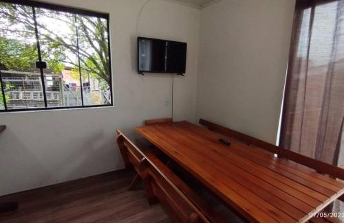Guarapuava Apartamento | Edícula familiar - Ao lado BR277