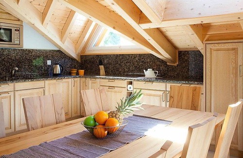 Leukerbad Apartamento | Edelweiss A by Interhome