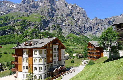 Leukerbad Apartamento | Edelweiss A by Interhome
