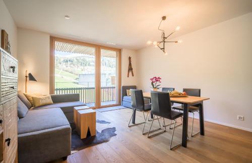 Flims Apartamento | Edelweiss Ferienwohnung, Stenna Bergblick