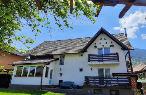 Zarnesti Casa | Edelweiss Ilinca
