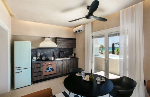 Kastraki Casa | Eden Βeachfront 7 bedroom Estate