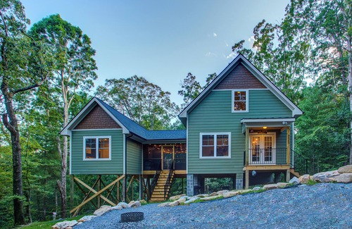 Luray Cabina | Eden House - A cozy chic mountain escape