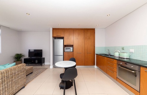 Big Bay Casa | Eden on the Bay 272 by HMH