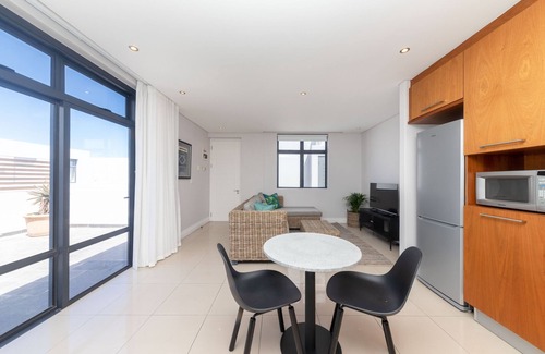 Big Bay Casa | Eden on the Bay 272 by HMH