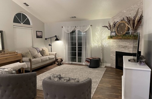 Quail Ridge Casa | Eden Retreat - Rest & Relax with a soothing spa! 3King, 1Queen & 1 Airbeds