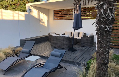 Saint-Palais-sur-Mer Casa | EDEN ROC- Standing House- Sleeps 10