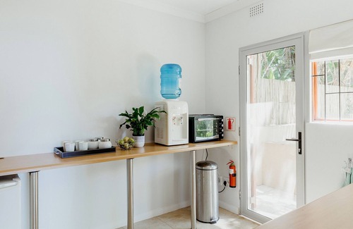Sheffield Beach Cabaña | Eden View Cottage ...