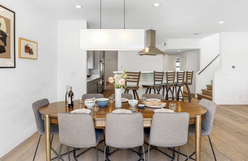 Los Feliz Casa | Edendale by AvantStay | Urban Hilltop Oasis w/ Amazing Views in <3 of Los Feliz