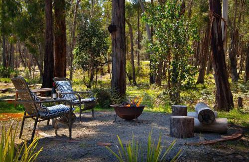 Wheatsheaf Casa | Edessa Lodge - 2 bedroom tranquil bush retreat