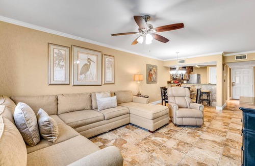 Panama City Beach Condominio | Beachwood Dune! Golf Course View! Edgewater Resort