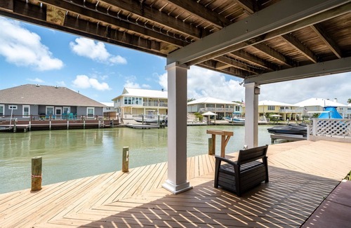 Key Allegro Cabaña | Edgewater Escape