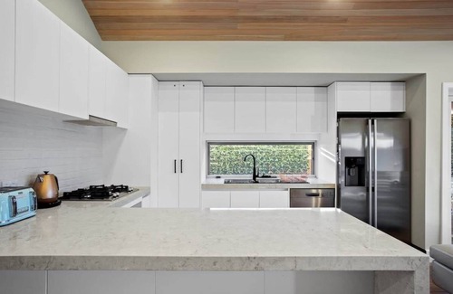 Clifton Springs Casa | Edgewater Luxury living By the sea