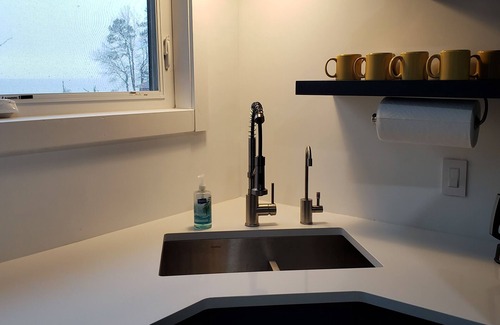 Hertford Apartamento | Edgewater Pirates Den Beautiful Water Front. 1 bedroom, bath, Water front fun