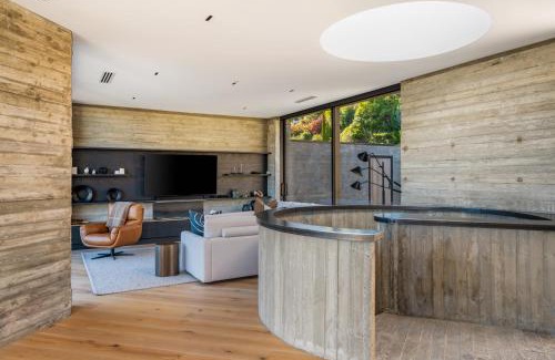 Queenstown City Centre Villa | Edinburgh Heights by Sothebys Luxury Rental Homes