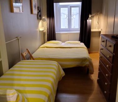 Lisbon Old Town Casa | Edith Cavell10 Lisbon Guest House