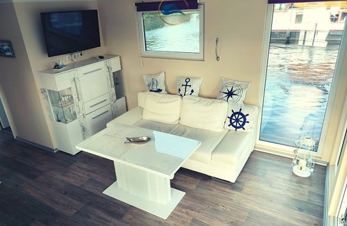 Brandenburg an der Havel Alquiler De Eote | Editha houseboat | Apartment on waves