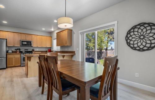 Old Farm District Casa | Edro Place